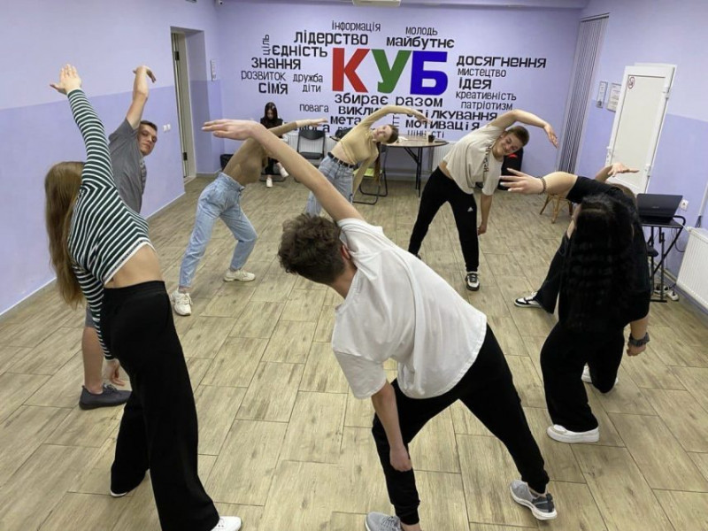 Новий танцювальний челендж «KOLO» на підтримку ЗСУ готують у громаді на Чернігівщині