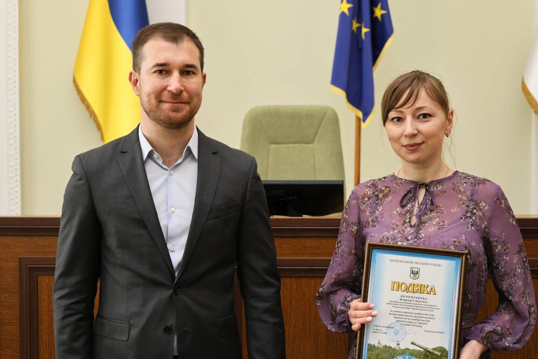 Відзнаки тим, хто брав участь в пошуково-рятувальній операції за наслідками ракетних ударів по Чернігову 17 квітня