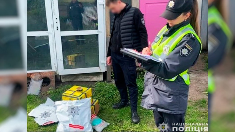 Понад 400 кущів конопель та речовину схожу на канабіс виявила поліція у жителя Ічнянської громади на Чернігівщині