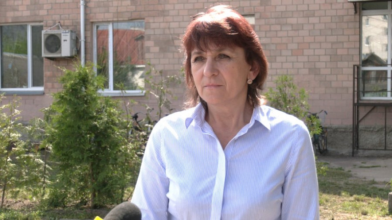 "Не можна було на вулицю вийти. Страшно було": як родина виїхала з села на Чернігівщині, що за 10 кілометрів з Росією