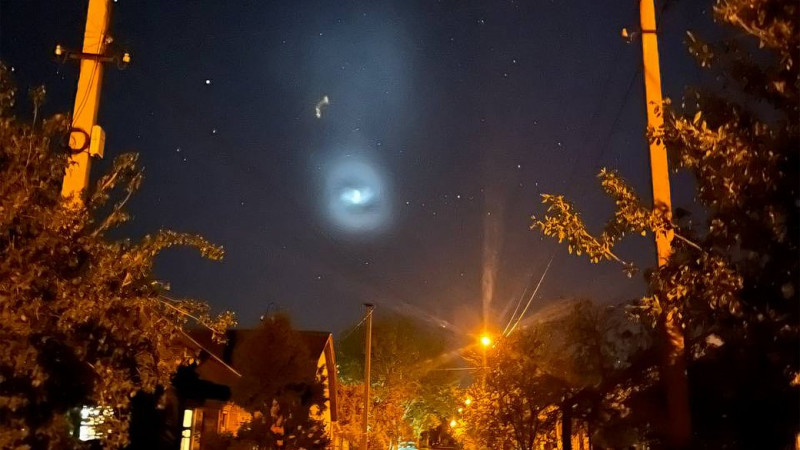 Об'єктом, який жителі Чернігівщини бачили у небі вночі 2 травня, могла бути частина ракети SpaceX