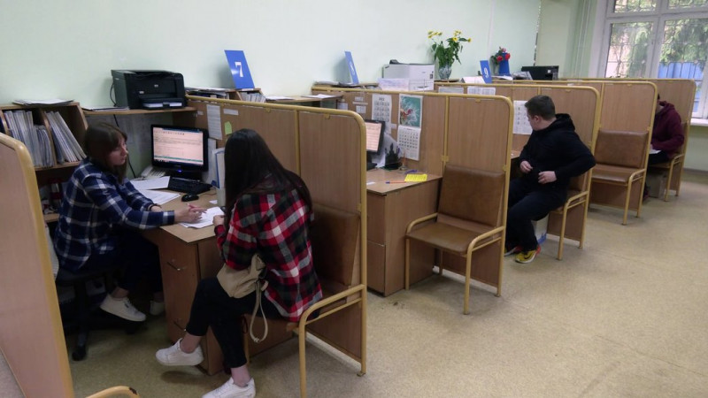 Вакансій на Чернігівщині збільшилось на 59%: у центрі зайнятості розповіли про безробітних та кого шукають роботодавці