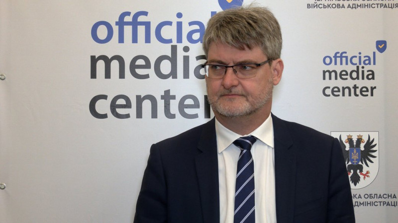 Франція виділить по 200 тисяч євро на відбудову райлікарні та Чернігівської політехніки