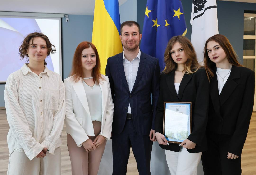 Активну молодь Чернігова відзначили Подяками міського голови за зміцнення зв'язків з європейськими партнерами