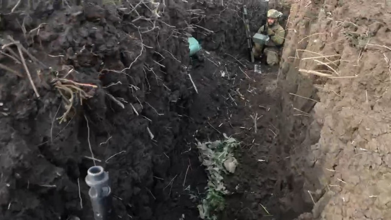 Військовий із Чернігова прокоментував відео Яніни Соколової, де його звинувачують у продажу зброї полеглих побратимів