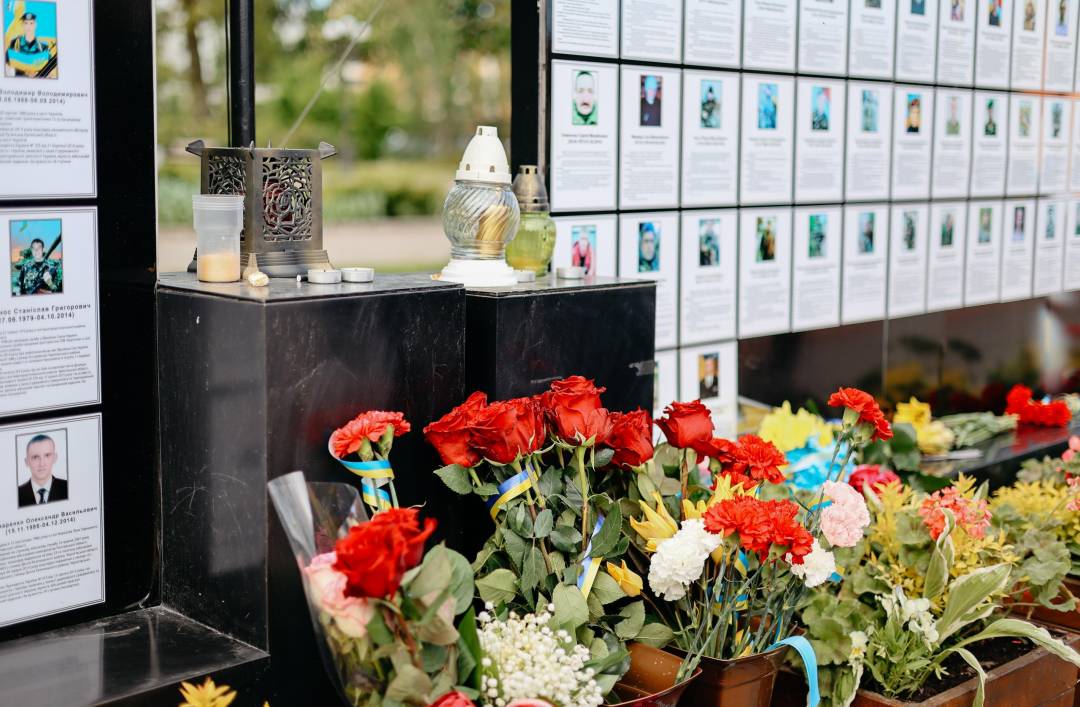 День матері: у Чернігові провели зустріч з матерями загиблих Захисників та Захисниць України