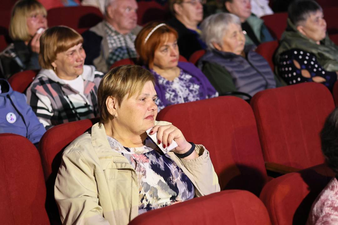 День матері: у Чернігові провели зустріч з матерями загиблих Захисників та Захисниць України
