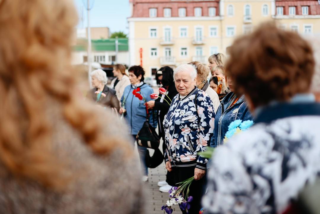 День матері: у Чернігові провели зустріч з матерями загиблих Захисників та Захисниць України