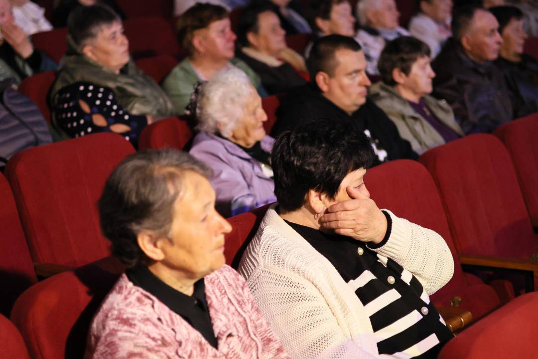 День матері: у Чернігові провели зустріч з матерями загиблих Захисників та Захисниць України