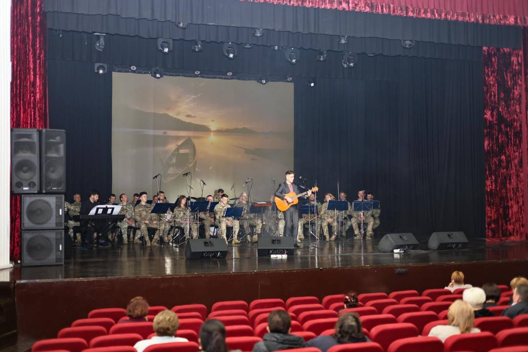 День матері: у Чернігові провели зустріч з матерями загиблих Захисників та Захисниць України