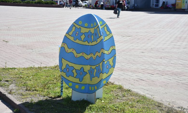 Окрасою Носівки стали Великодні писанки (Фото)