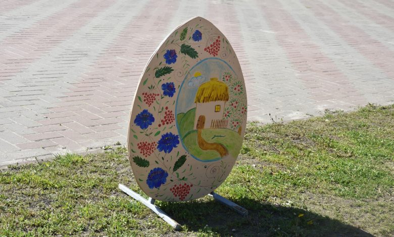 Окрасою Носівки стали Великодні писанки (Фото)