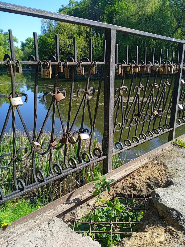 У Ніжині відновлено пірс для закоханих (Фото)