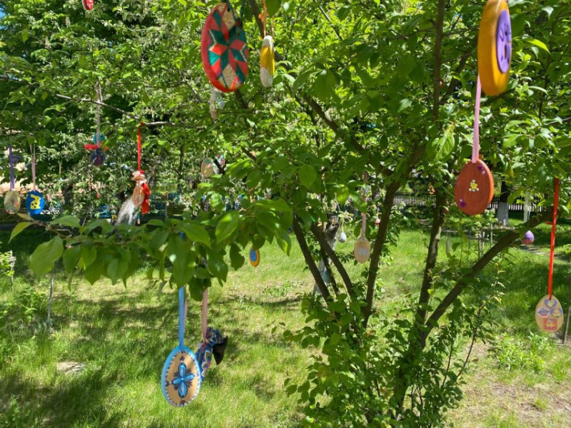 Великодні дерева «розквітли» в ліцеї на Чернігівщині