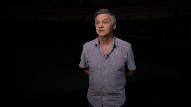 Змінюють вистави та шукають нових працівників: як працює драмтеатр у Чернігові після мобілізації акторів