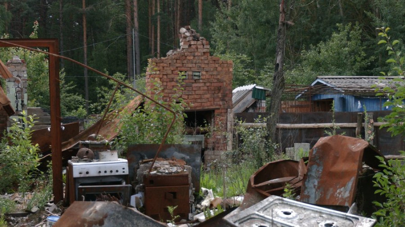 У Городні, що на прикордонні Чернігівщини, встановили перші модульні будинки для родин, чиє житло зруйноване