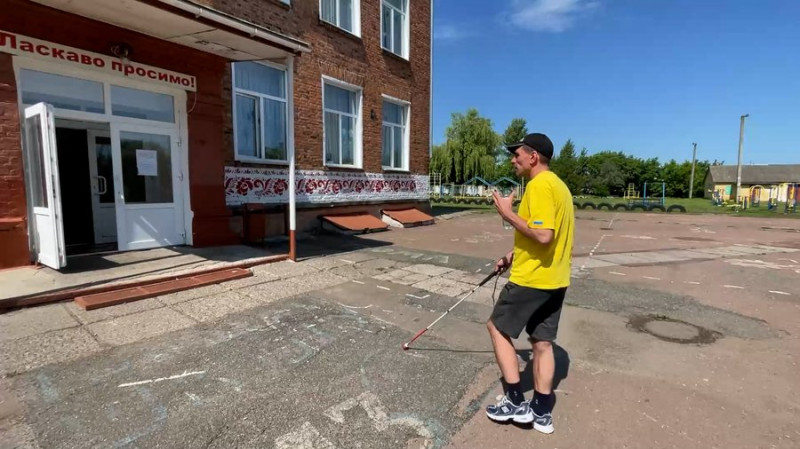 Мріє самостійно ходити містом: як 37-річний ветеран із Прилук відновлює вестибулярний апарат після втрати зору