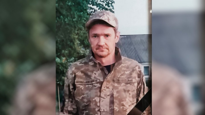 На Чернігівщині попрощалися з військовими ЗСУ — Сергієм Райськім та Віталієм Супруном, якого опізнали за ДНК-експертизою