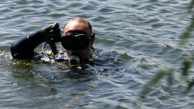 25 людей загинули на водоймах області з початку року: у Чернігові рятувальники навчали, як не дати потонути