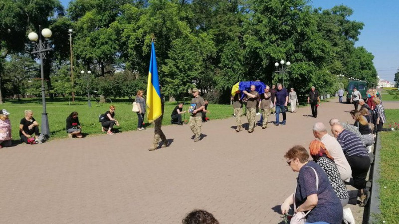 На Чернігівщині попрощалися з п'ятьма бійцями ЗСУ, один з них — сержант Сергій Швидкий, який загинув у січні 2023 року