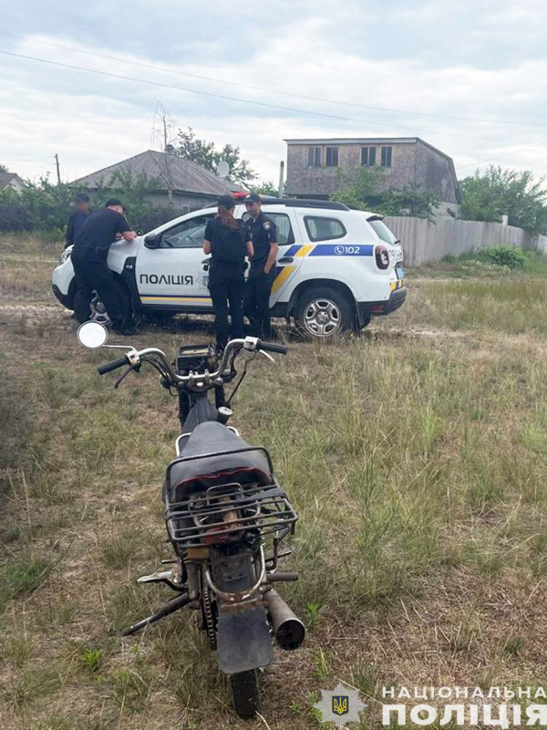 На Чернігівщині нетверезий водій мопеду намагався відкупитися від поліцейських