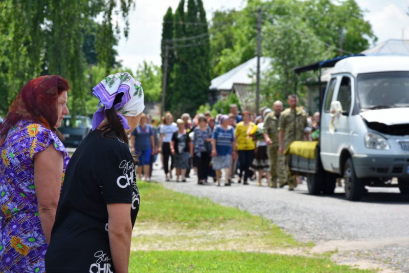 На Чернігівщині попрощалися із захисником