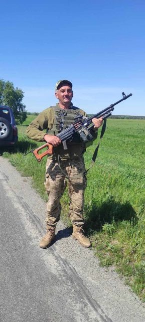 На Чернігівщині попрощалися з воїном, який трагічно загинув на Донеччині