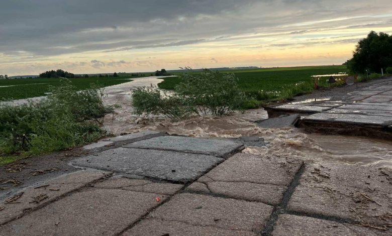 Рух дорогою Чернігів-Славутич, яку розмило через зливу, відновлено