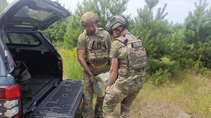 На Чернігівщині сапери знешкодили бойову частину російського "Шахеда"