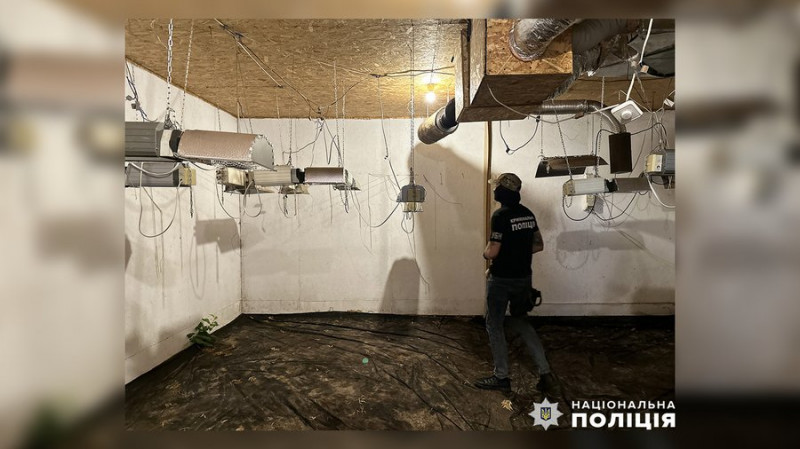 На прикордонні Чернігівщини під час обшуків поліцейські вилучили наркотиків на 4 млн грн