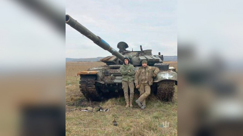 Оборонцю Чернігова Роману Бубенку з 1-ї танкової бригади президент посмертно присвоїв звання Героя України