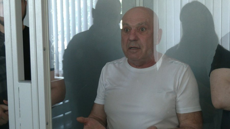 "Не смотрящий, а волонтер": у Деснянському районному суді Чернігова розглядають справу Геннадія Широкана