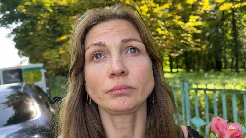 На Донеччині загинула мати трьох дітей: на Чернігівщині в останню путь провели молодшу сержантку Оксану Коротку