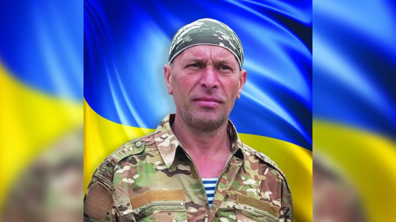 На Чернігівщині поховали Юрія Гречина, який загинув на Сумщині, та Артема Волошина, якого вважали безвісти зниклим