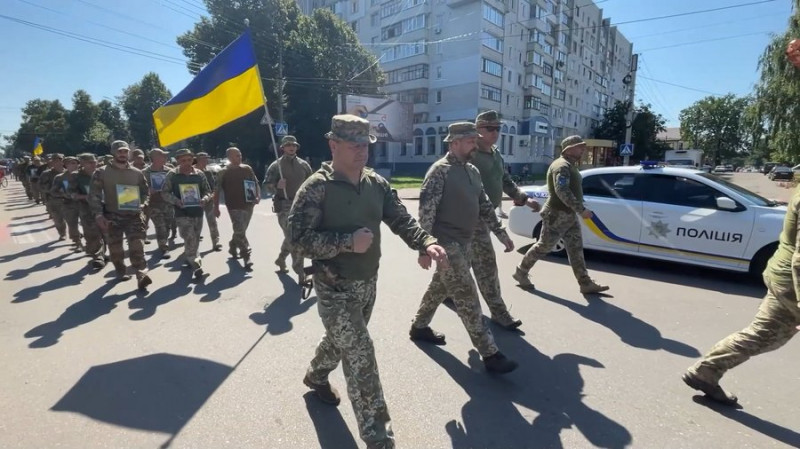 "З таких Іванів зібрати спецпідрозділ було б ідеально": родина та побратими про загиблого 20-річного бійця ТрО з Прилук