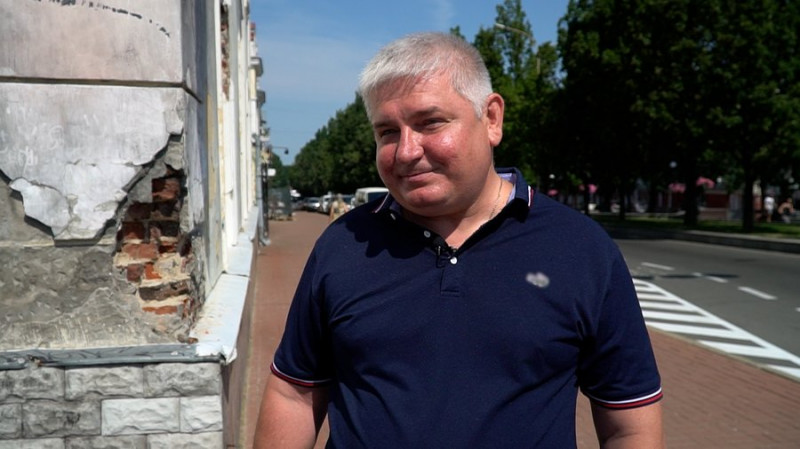 Чому не ремонтують будівлю Господарського суду у Чернігові, пошкоджену внаслідок ракетного удару 19 серпня 2023 року