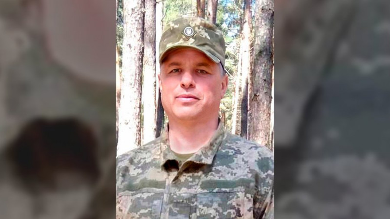 На Чернігівщині попрощалися з трьома військовими ЗСУ — Віталієм Гринем, Максимом Голубєвим та Артемом Логвіним