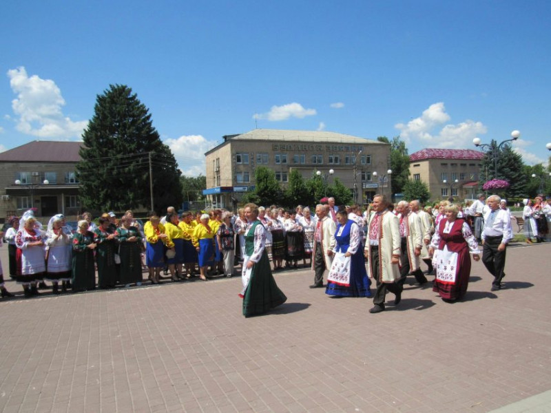 На Чернігівщині під час благодійного фестивалю зібрали гроші для ЗСУ та пораненого воїна