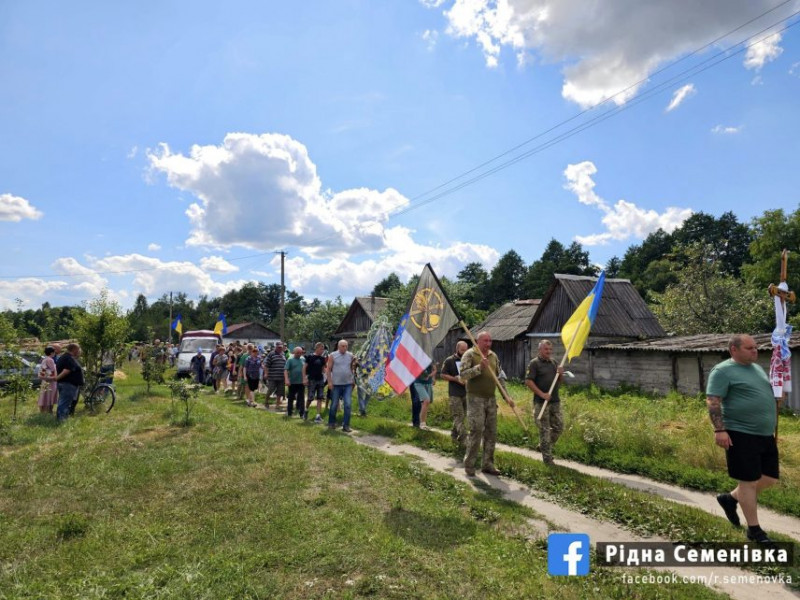 На Чернігівщині попрощалися з 48-річним солдатом, що загинув на Донеччині