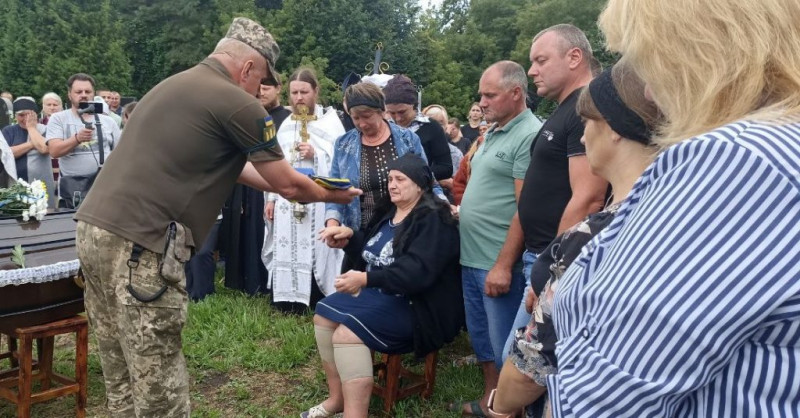 На Чернігівщині попрощалися з двома захисниками, стрільцями з однієї роти, що загинули на Сході