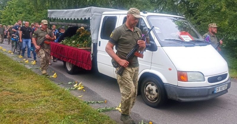 На Чернігівщині попрощалися з двома захисниками, стрільцями з однієї роти, що загинули на Сході