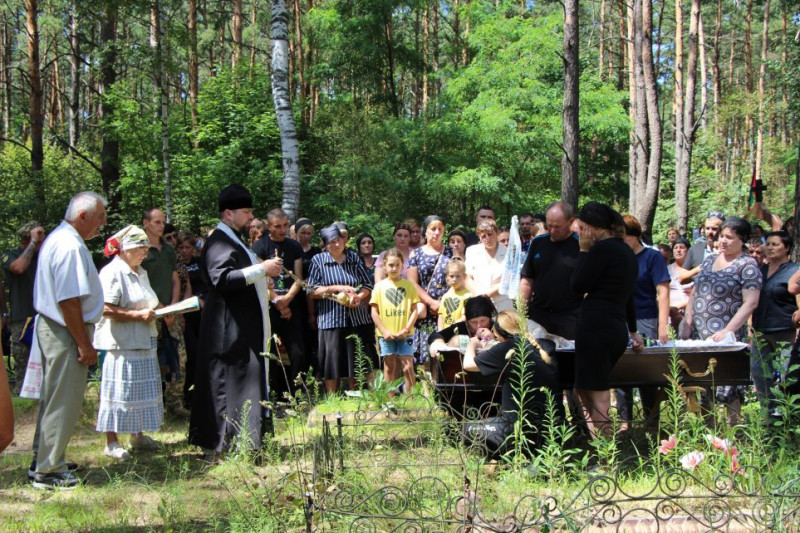 На Чернігівщині попрощалися з військовим, який трагічно загинув в ДТП під час відпустки
