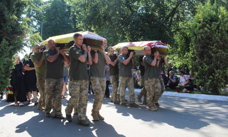 На Чернігівщині в останню путь провели двох Захисників