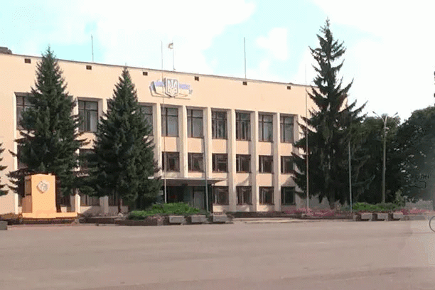Провалене релігійне питання: в Коропі представники церкви ПЦУ звертатимуться до суду
