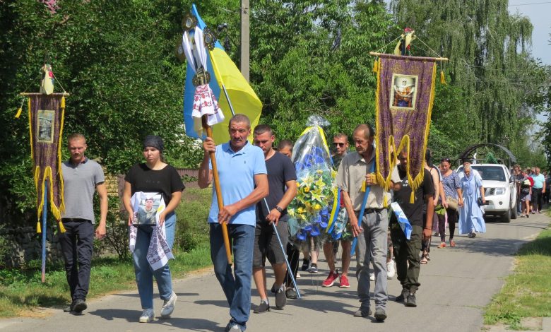 Ще з одним воїном прощалися на Чернігівщині