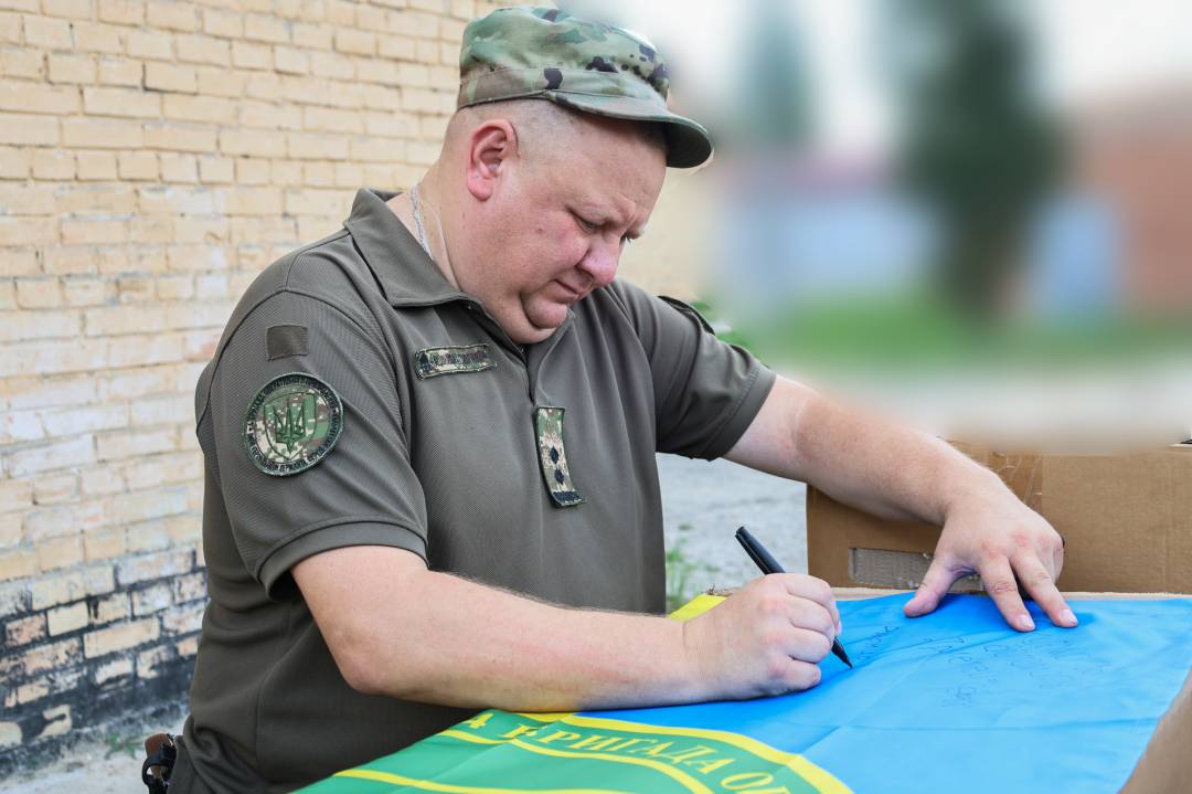 Військовим передали чергову партію обладнання: дрони, системи РЕБ, генератори та старлінки