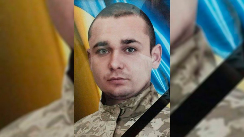 На Чернігівщині поховали трьох бійців ЗСУ, одного з яких опізнали за допомогою ДНК-експертизи