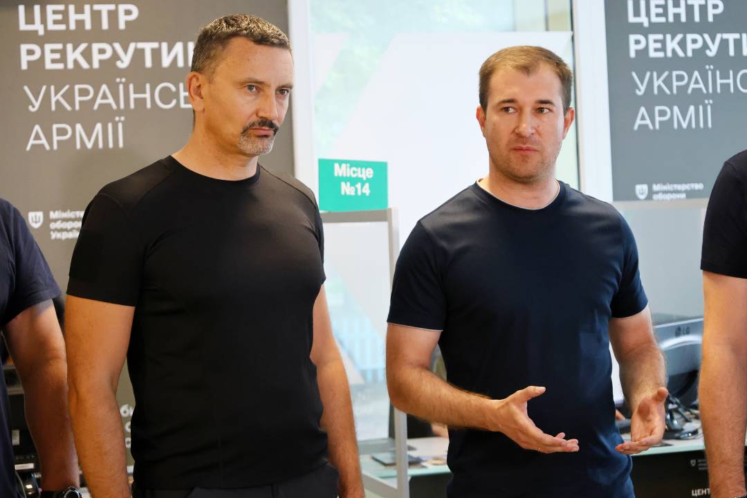 Центр рекрутингу української армії відтепер працює і в Чернігові