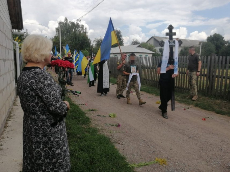 На Чернігівщині попрощалися з військовим медиком, що загинув на фронті