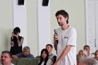 Презентації щодо підрахунку користувачів велотранспорту та дорожньо-транспортної геоінформаційної системи презентували у Чернігові